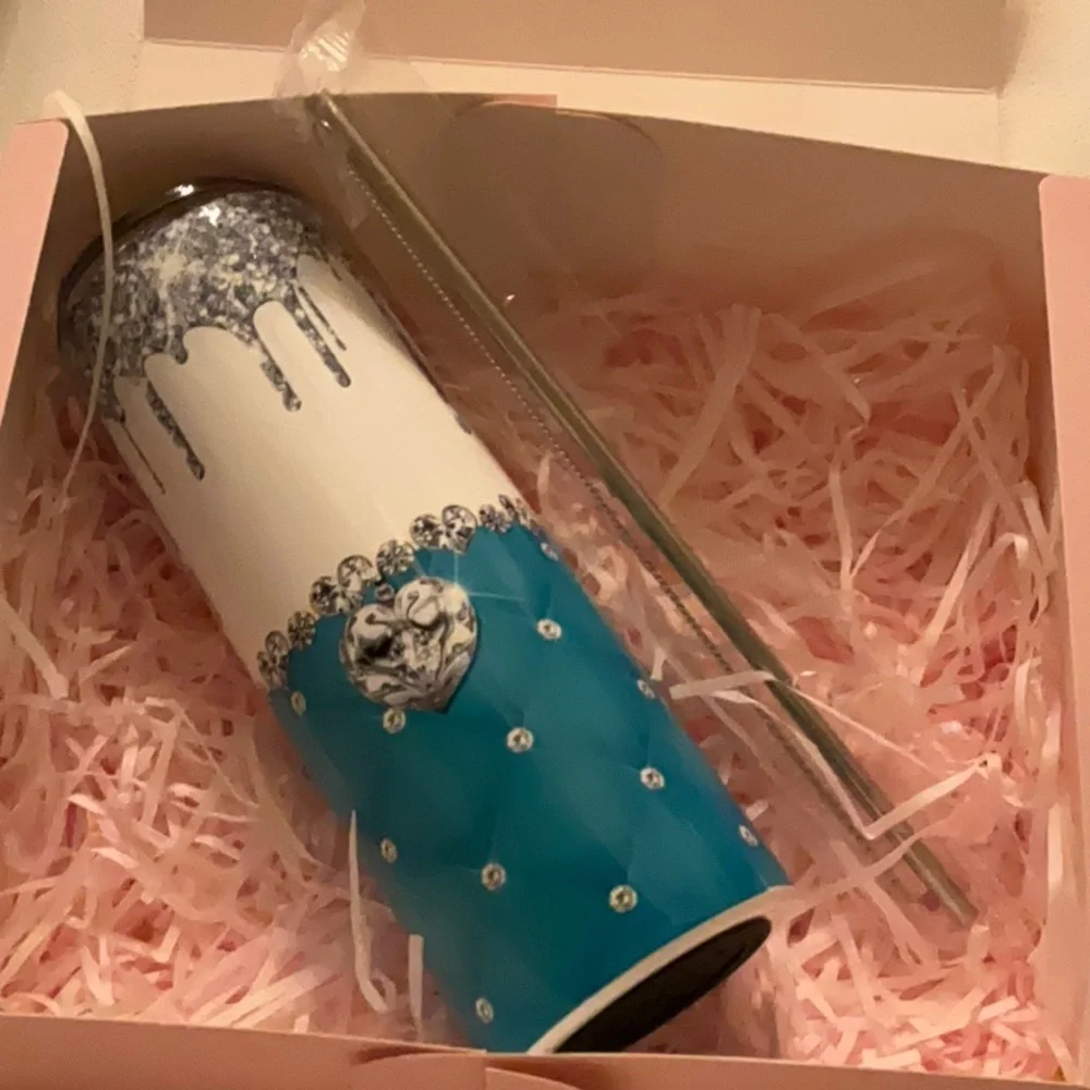 Beautiful drink tumbler - Picture 1 of 5